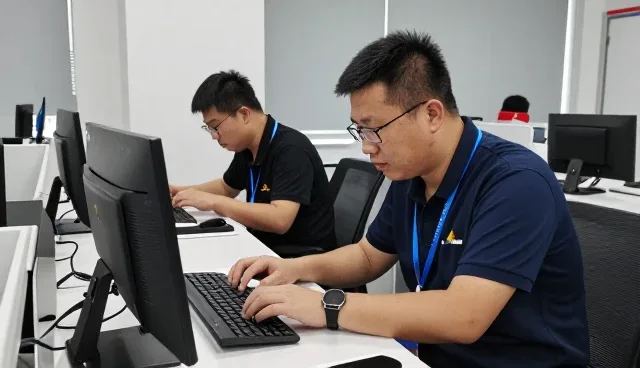 技术培训帮助解决技术转让等问题